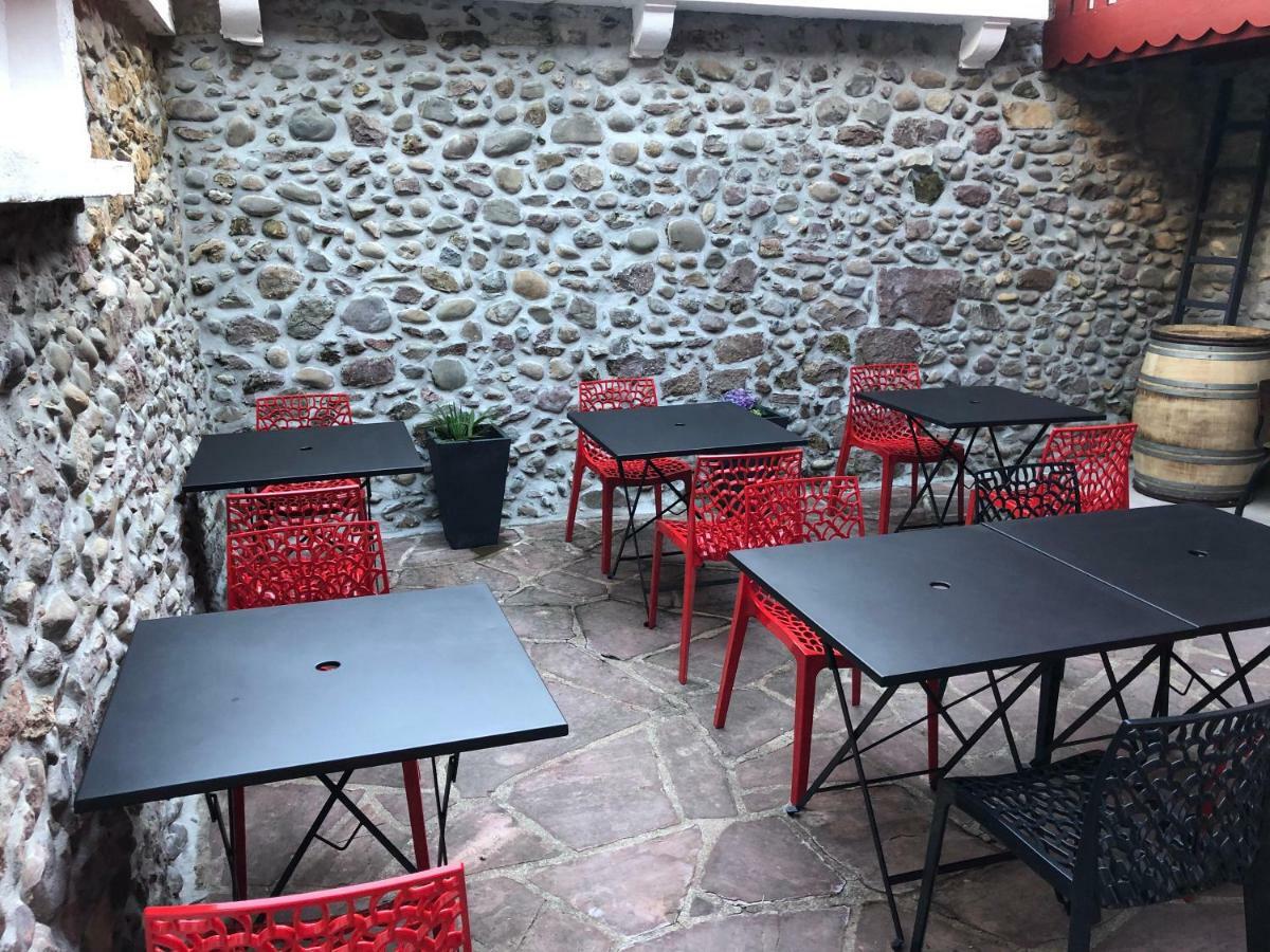Maison Simonenia Saint-Jean-Pied-de-Port Ngoại thất bức ảnh