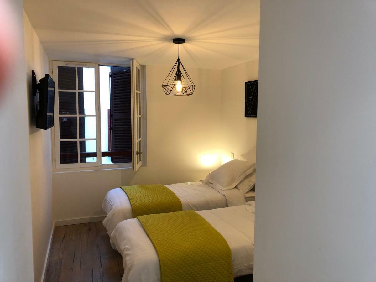 Maison Simonenia Saint-Jean-Pied-de-Port Ngoại thất bức ảnh